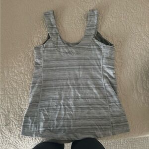 Lululemon women’s tank top
